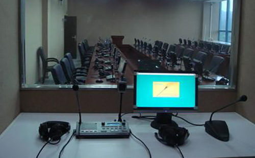 會(huì)議同聲翻譯怎么收費(fèi)?會(huì)議同聲翻譯報(bào)價(jià)